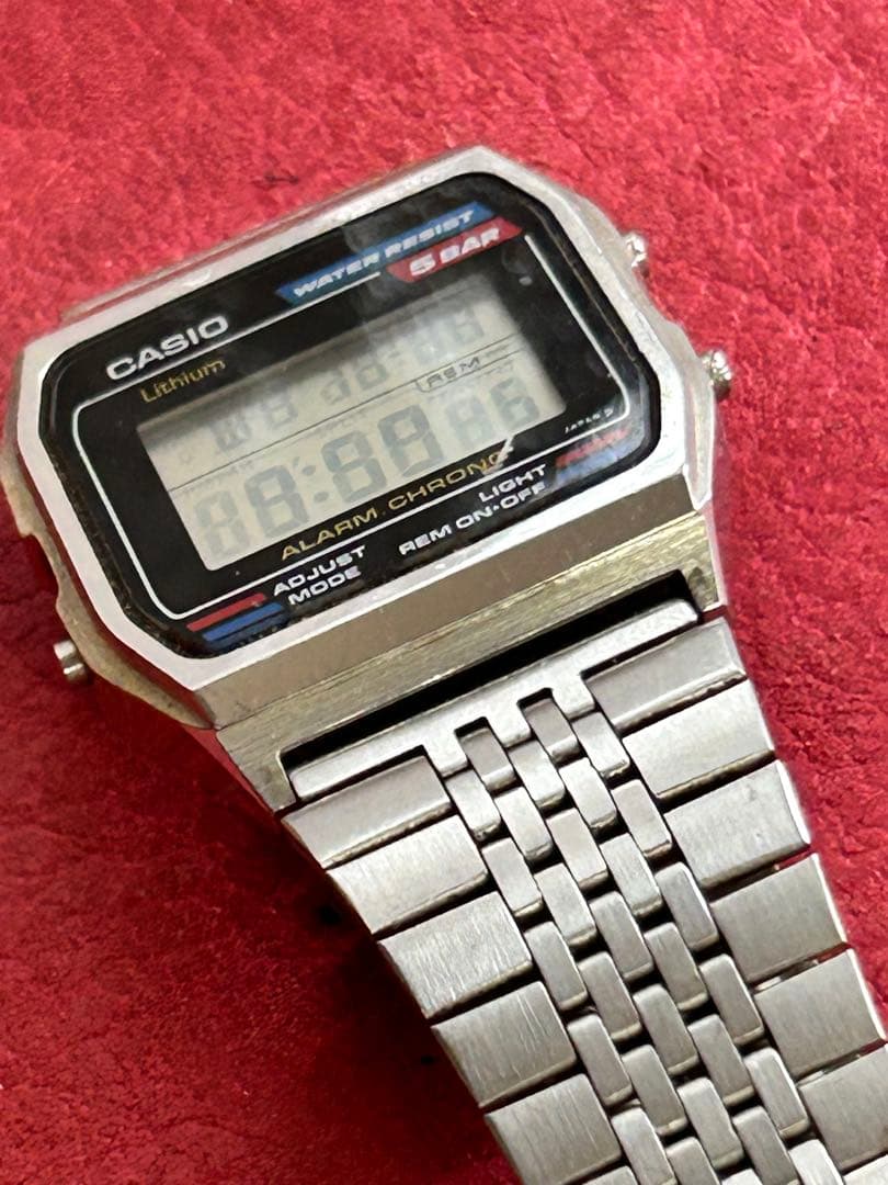 CASIO デジタル腕時計 5BAR防水 W-38新品電池交換済み