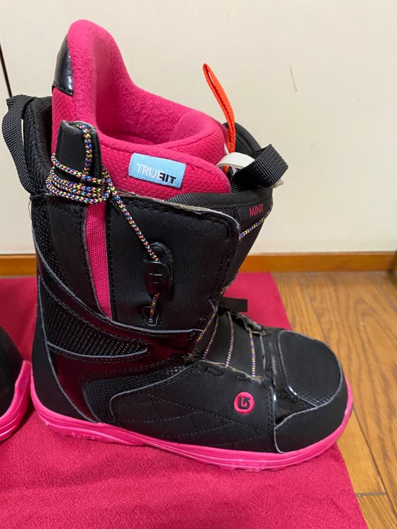 【新品未使用】BURTON MINT ASIAN FIT 23.5cm