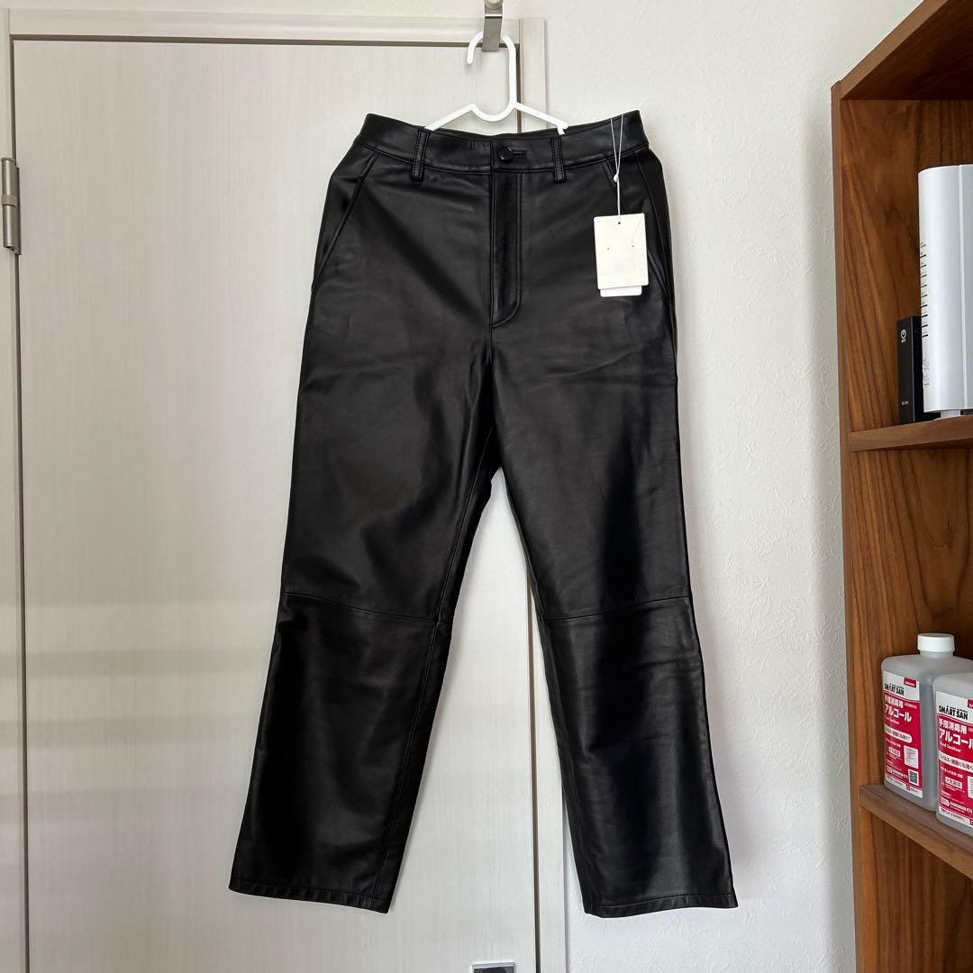 ドゥーズィエムクラスラムレザーパンツ新品未使用