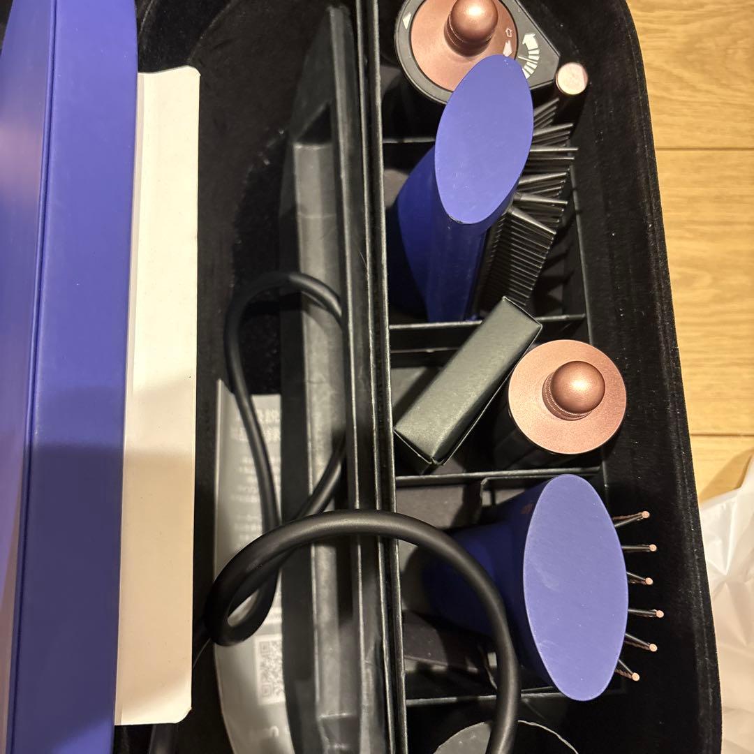 【特価】ダイソンドライヤー