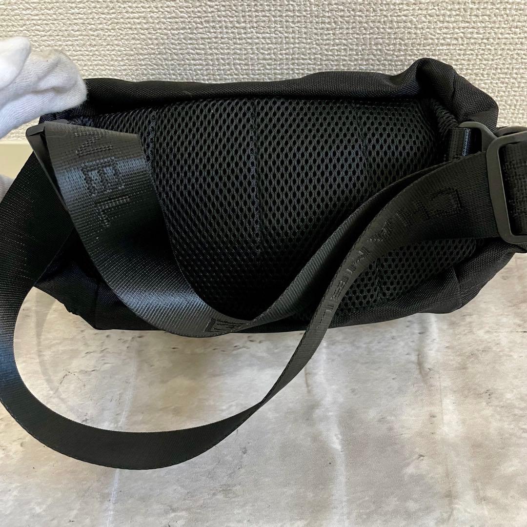 シャネル ココマーク ナイロン クロスボディバッグ ノベルティ