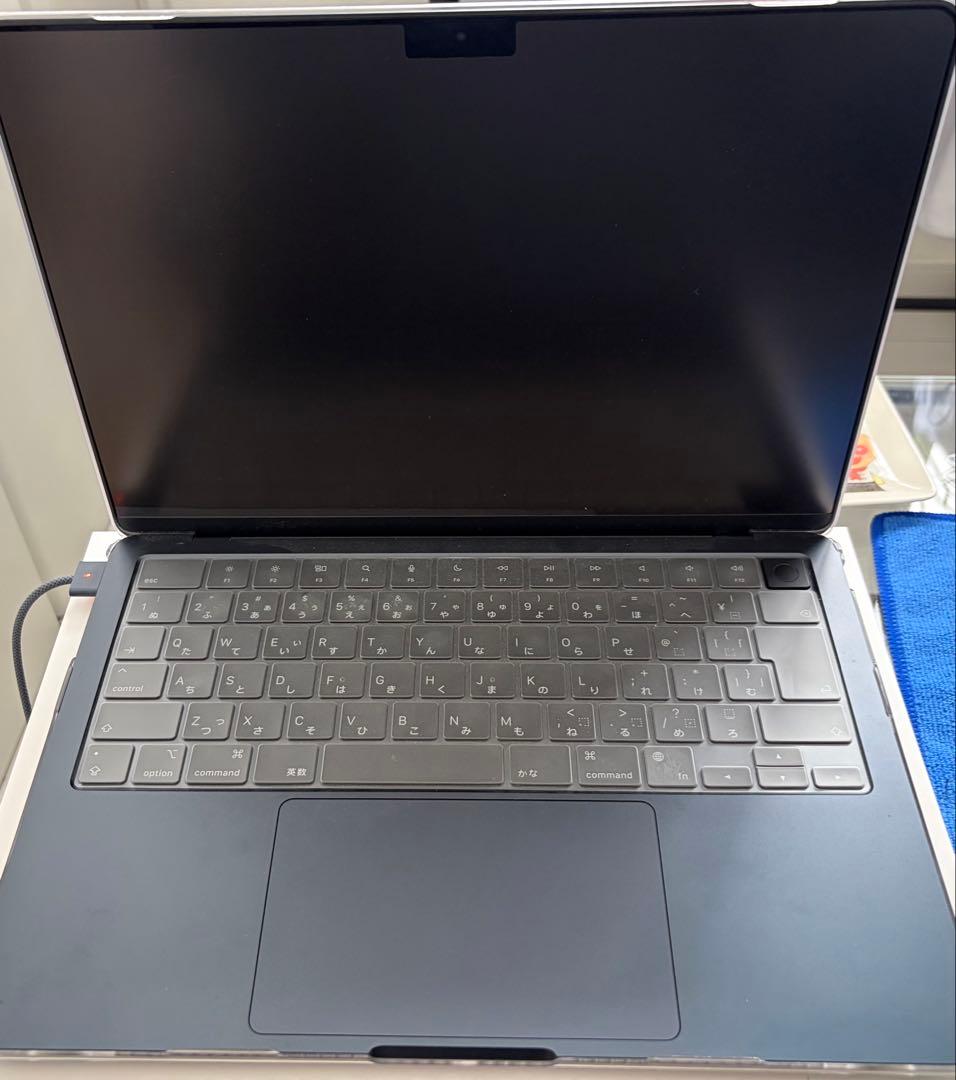 ＊N◎＊ さま専用　M2チップ搭載　美品　MacBook Air