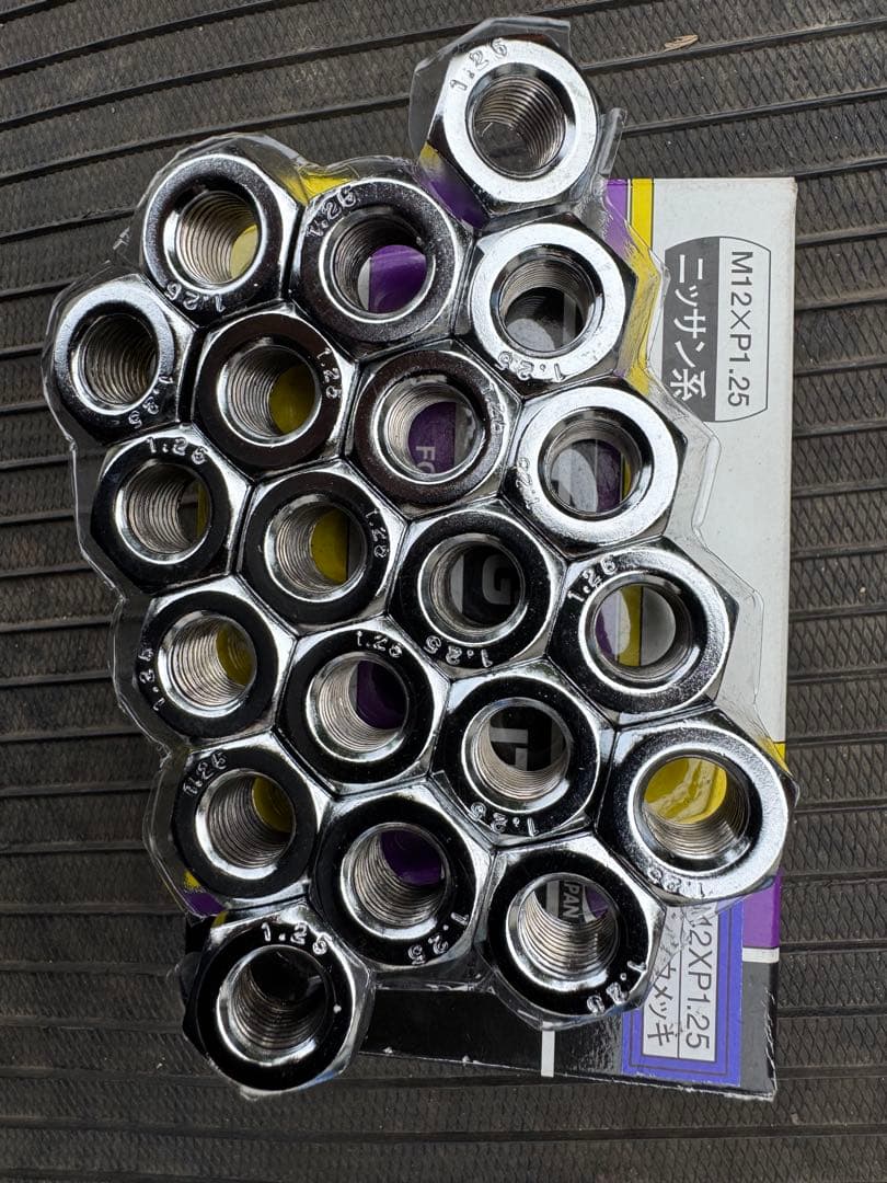 BFGoodrich LT225/70R16 タイヤホイールセット