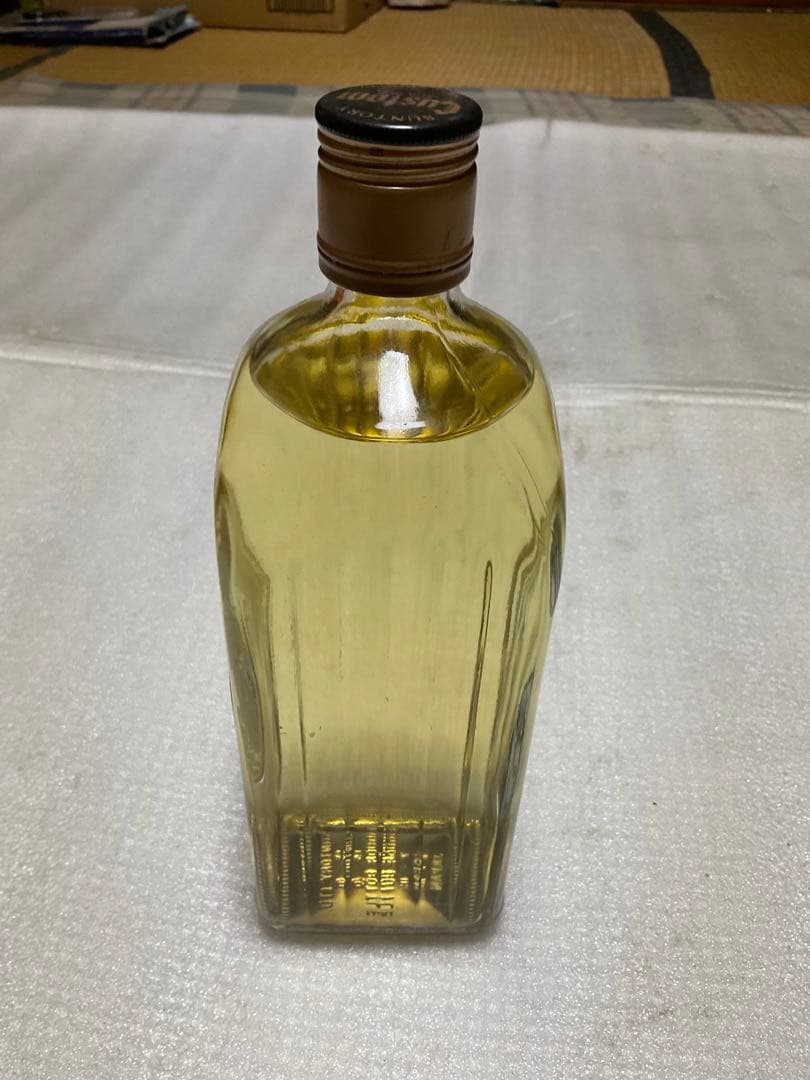 サントリー／NEW SPIRITS CUSTOM。【容量／720ml 39度】。