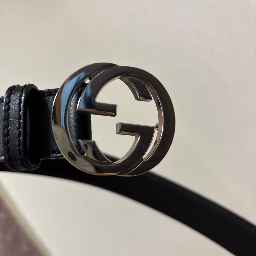 GUCCI ブラックレザー GGロゴベルト