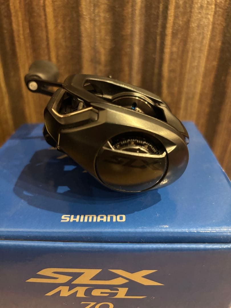 SHIMANO SLX MGL 70 ベイトリール