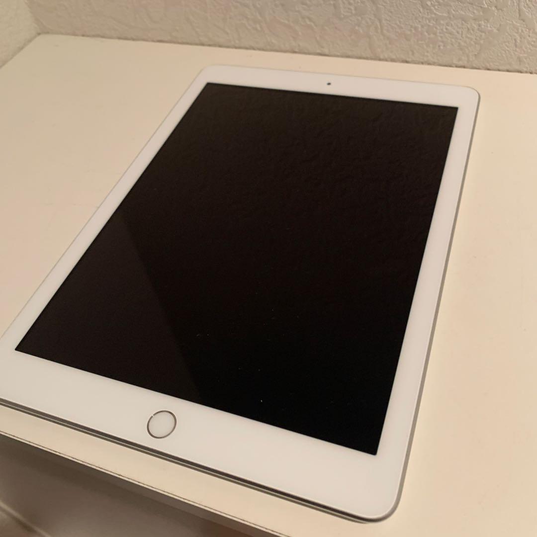 AppleのiPad（第6世代）Wi-Fiモデル9.7インチA1893