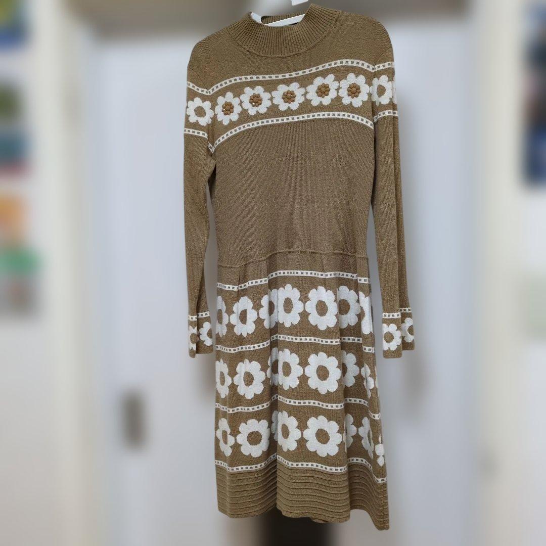 新品未使用　スーパービューティー　花柄ニットワンピース チュニック