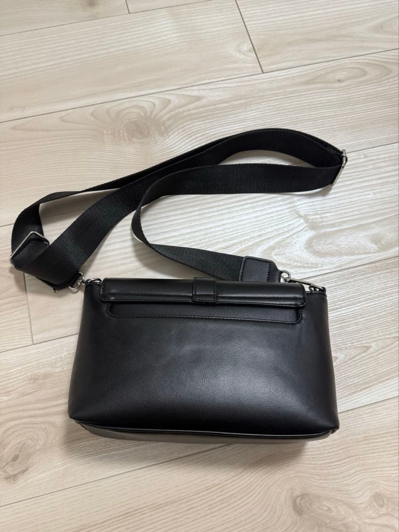 Lui's ミニポストマンBAG