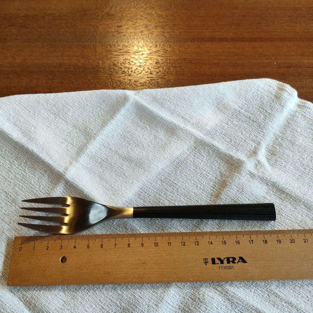 柳宗理　黒柄カトラリー デザートフォーク4本刃　 4本セット