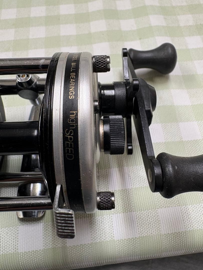 アブガルシア アンバサダー 5500C シルバー パーミングカップ