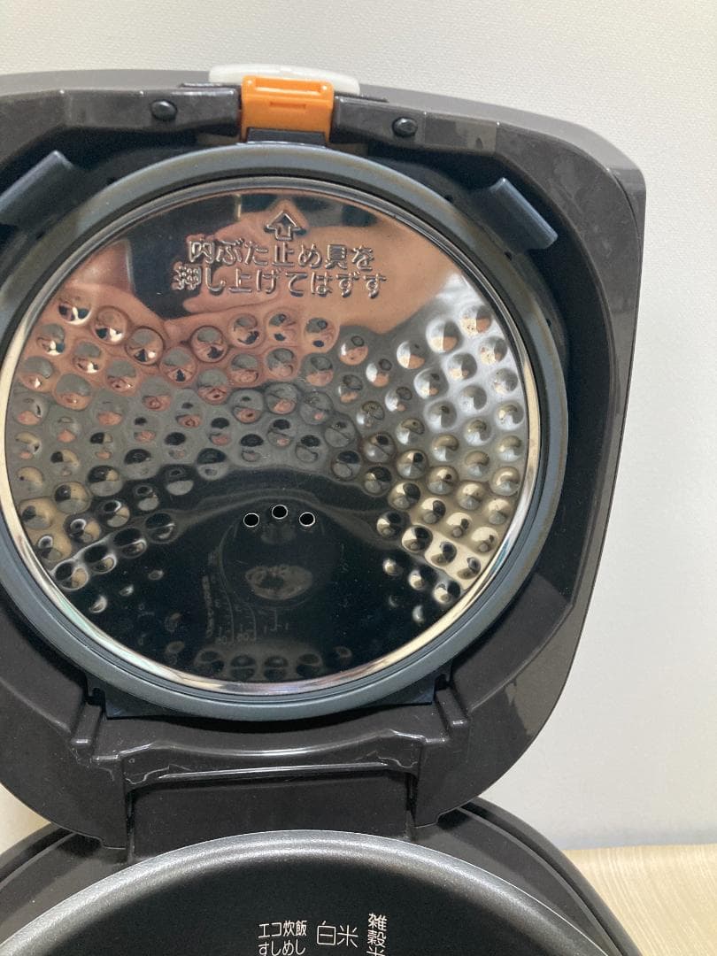 美品ー象印　IHジャー炊飯器　NP-VQ10　ブラウン　5.5合炊　2018年製