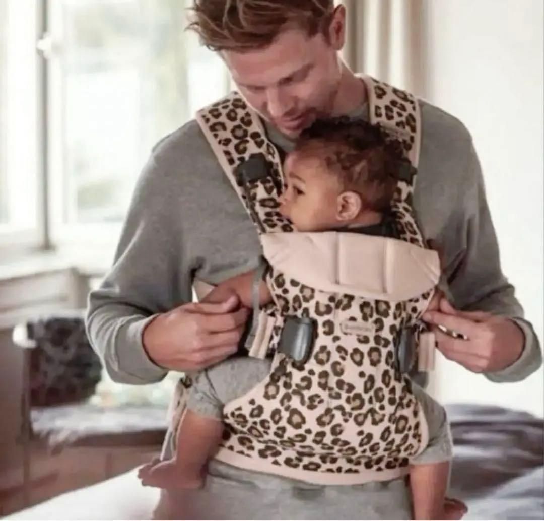 美品　ベビービョルン ONE KAI 抱っこ紐 レオパード 豹柄 希少　廃盤