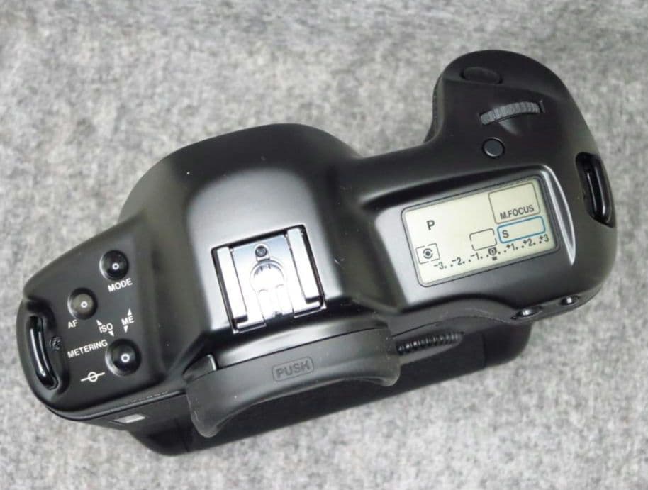 キヤノン　EOS1 HS 初代　ボディー