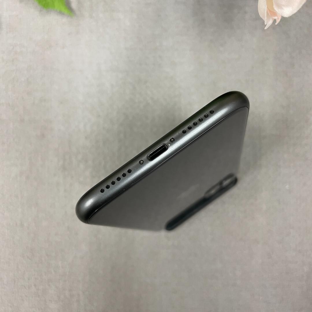 iPhone 11 64Gb ブラック 国内SIMフリー 送料無料