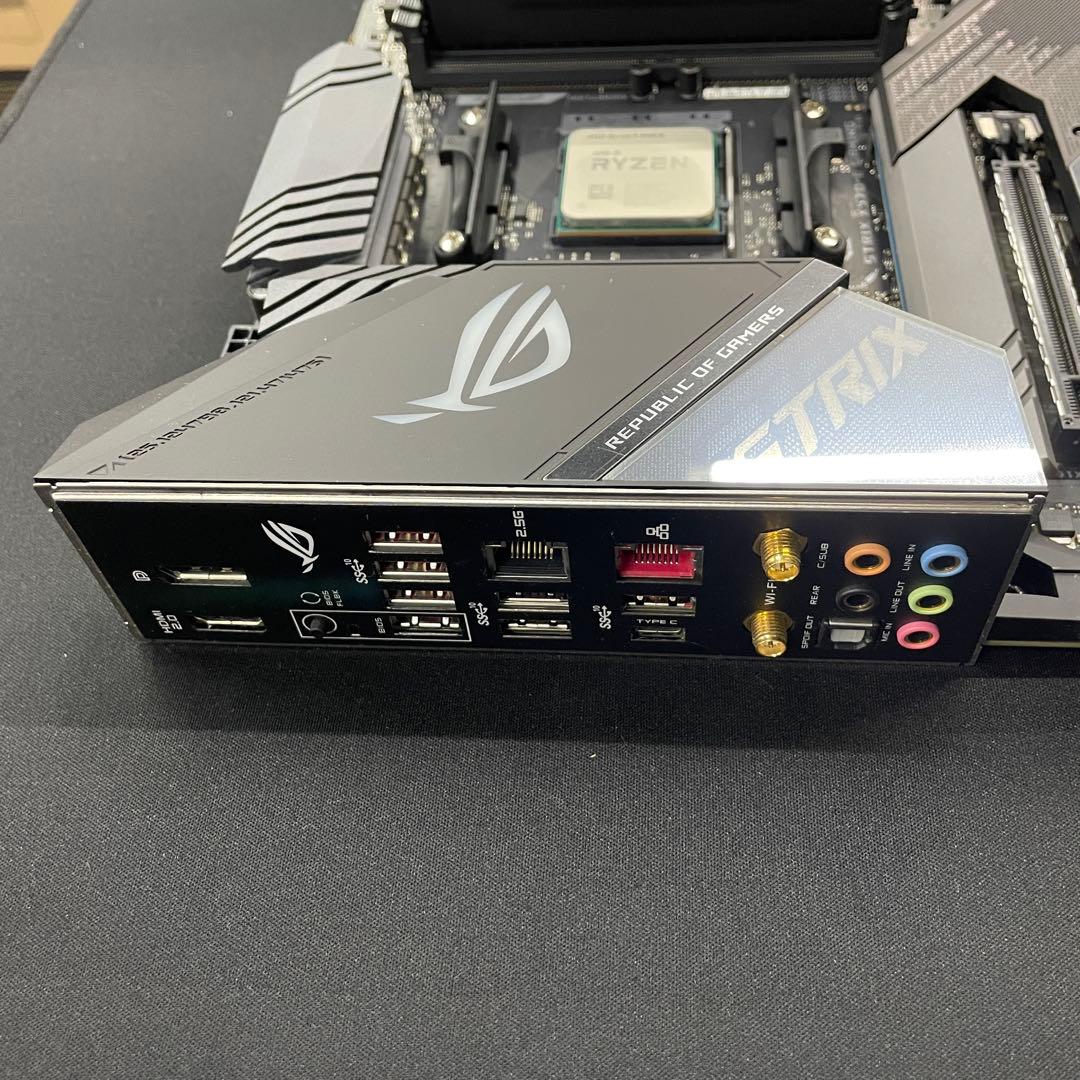 ASUS X570-E GAMING マザーボード　240mm 簡易水冷