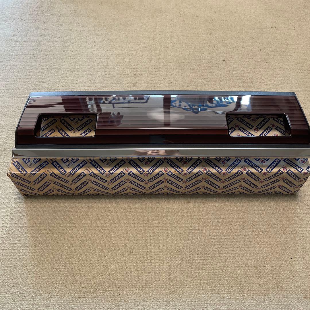 日産 430セドリック 430グロリア リアガーニッシュ 新品