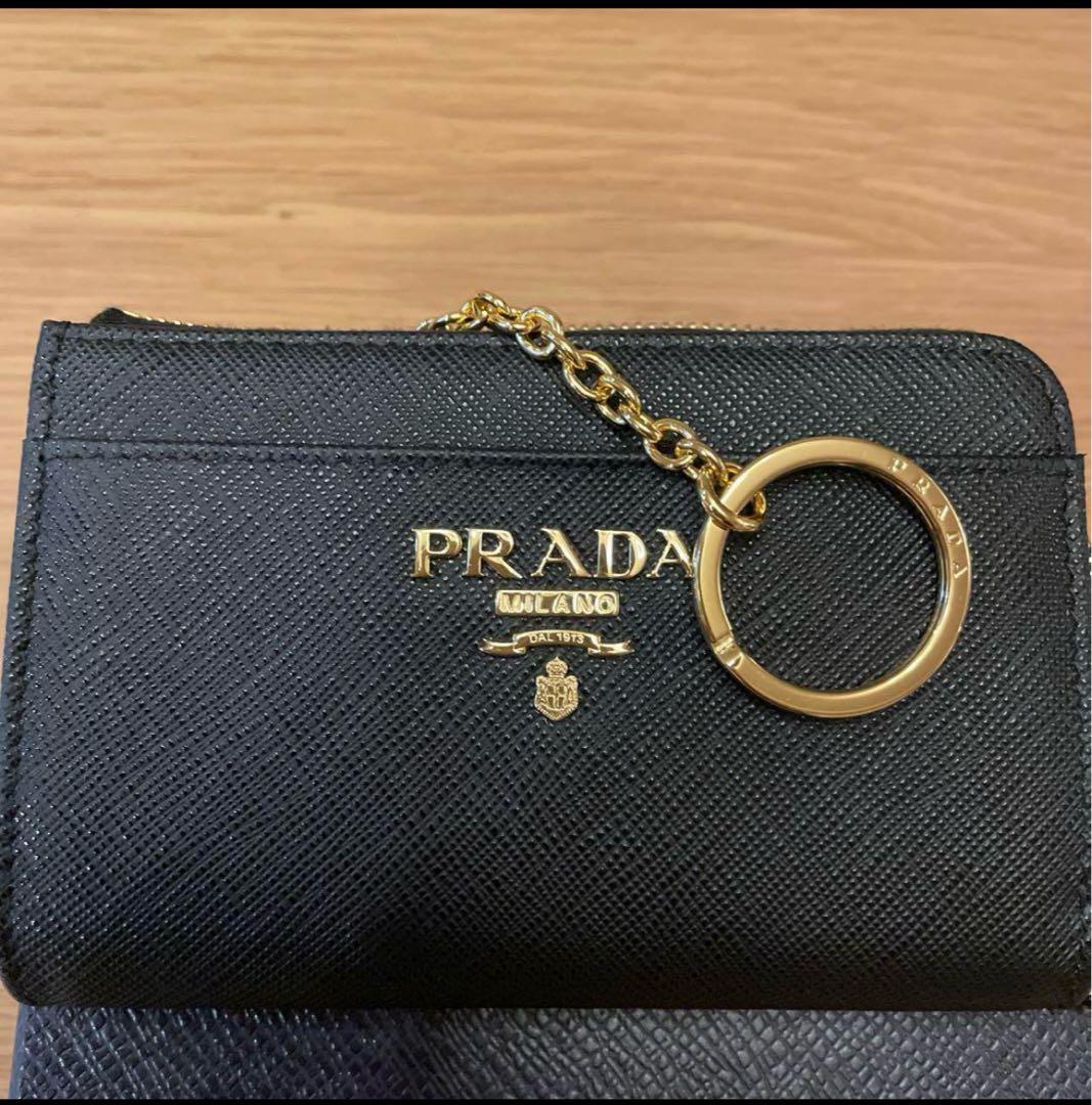 PRADA サフィアーノレザー キーケース 1PP122