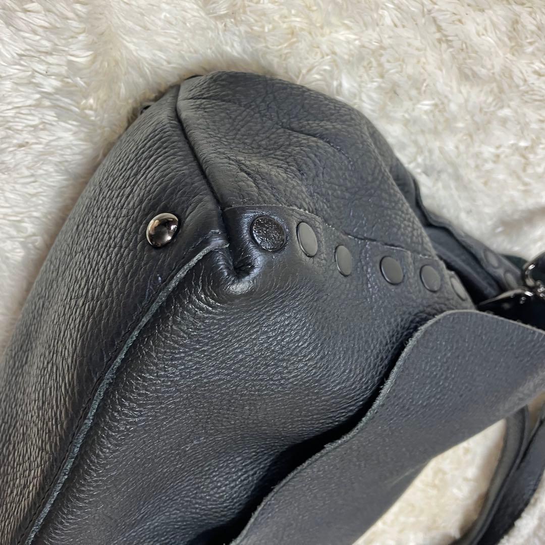 マンゴー様ザネラート　ポスティーナ M カシミアプーラ　ショルダーバッグ