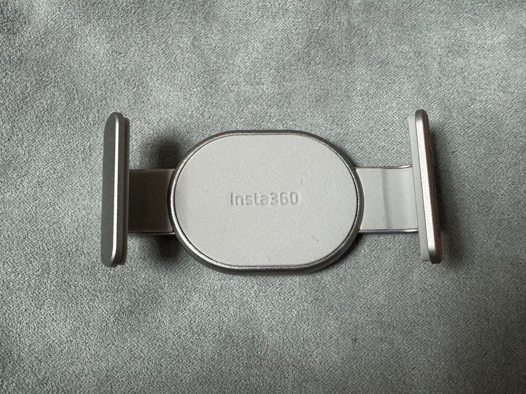 Insta360 Flow 2 plus 磁器マウント付き AIトラッカーキット