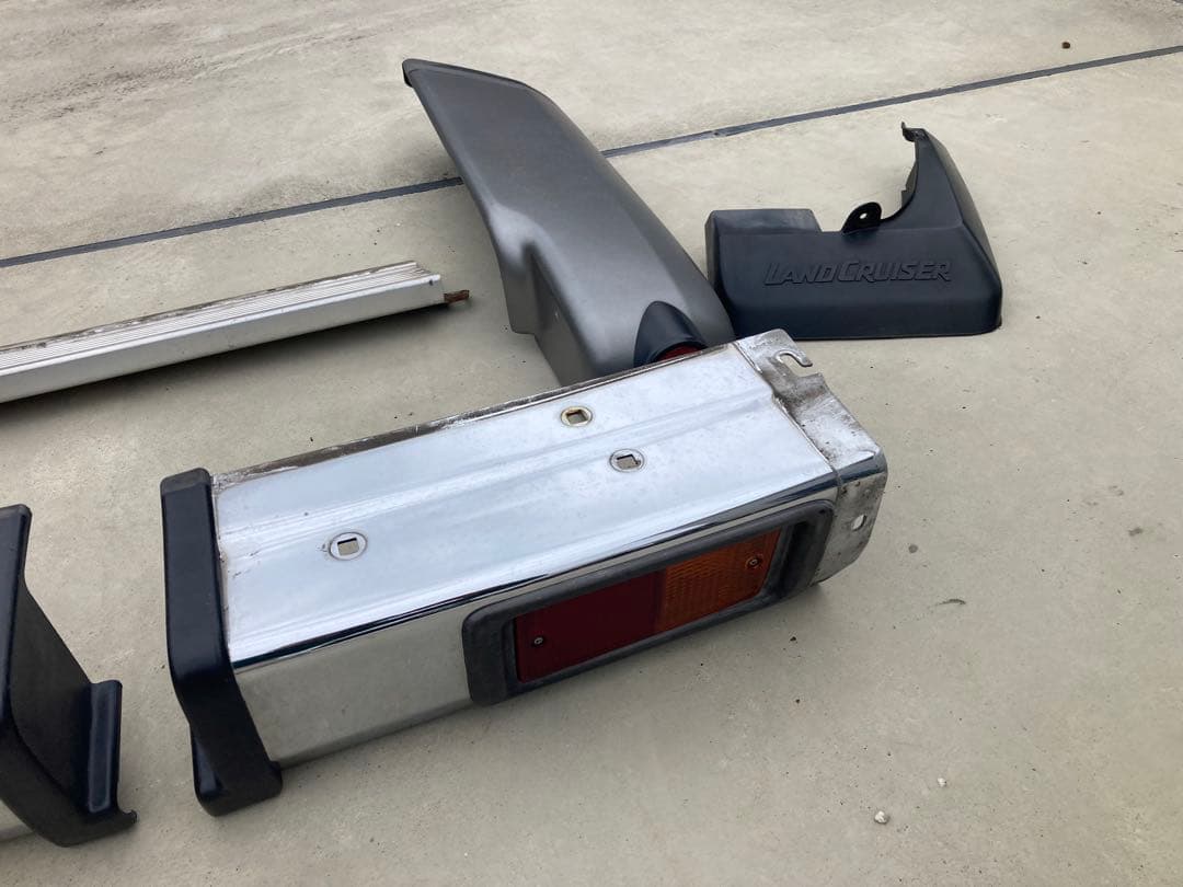 リアバンパー、ランクル70、GRJ76※マッドフラップは付属しません