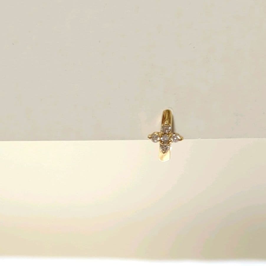 K18　D0.08ct　中折れ式　フープピアス　片耳　YG　クロス　花　小さめ