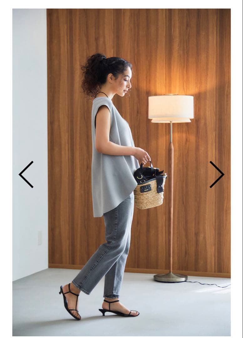 オアーノ　ニットジレ　グレーL OWAUNO 2025 一回着用