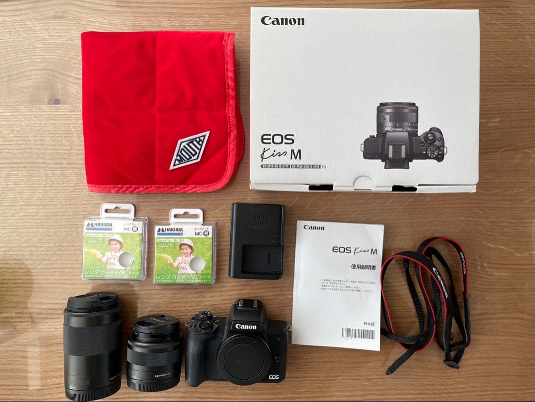 Canon eos kiss m ミラーレス一眼カメラ　ブラック