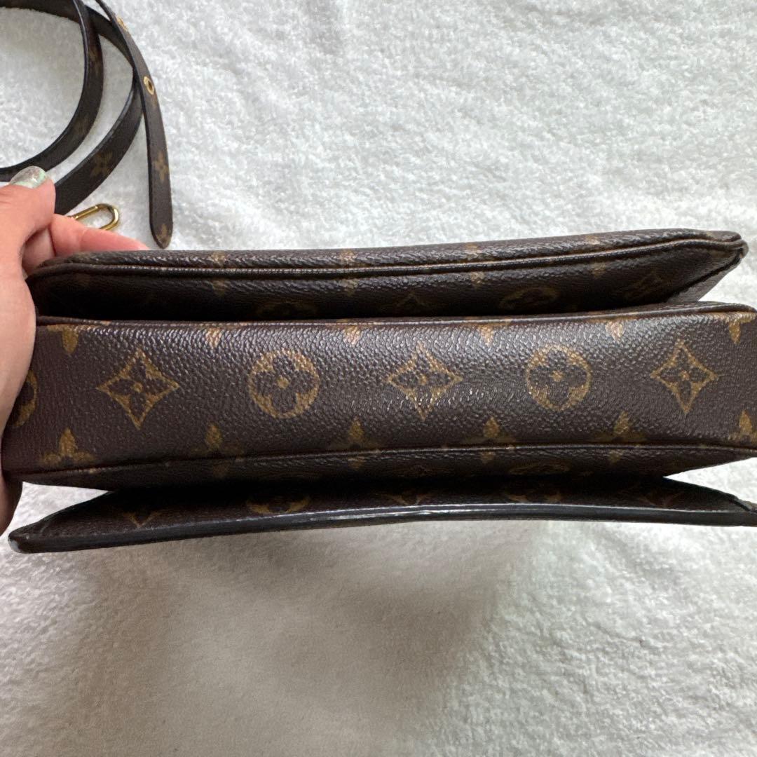 Louis VuittonM484875 モノグラムショルダーバッグ