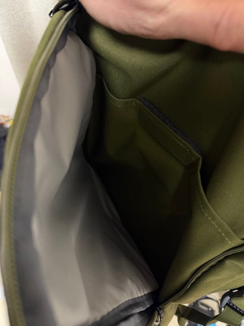 【使用少】PLUS ONE WORKS マキリ25L makiri オリーブ