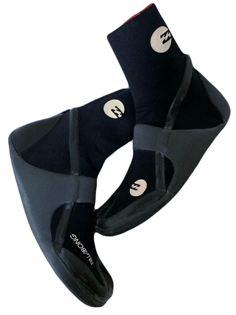 【3点セット】ビラボン 保温性抜群5㎜ セミドライスーツ サーフブーツ&ポンチョ