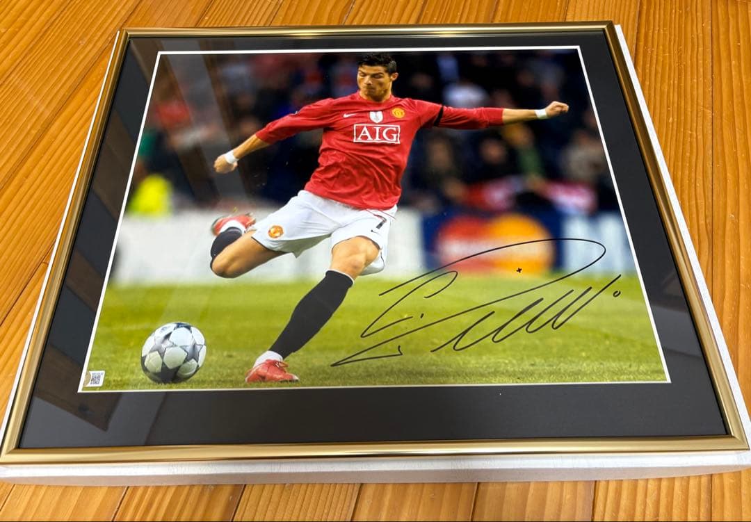 クリスティアーノロナウド 直筆サインフォト Beckett認証　額装済