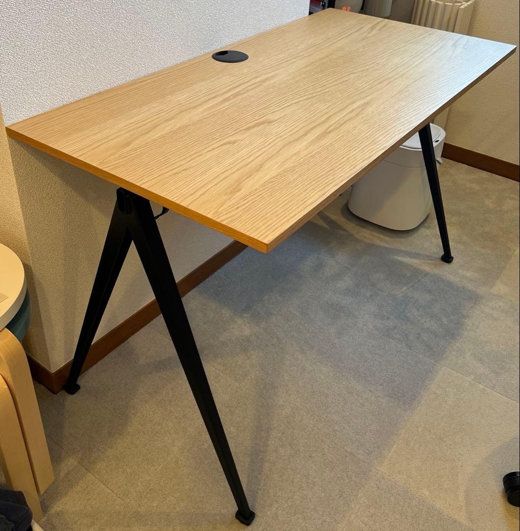 HAY ピラミッドデスク120cm × 60cm