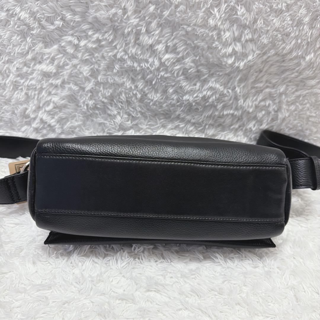 【タグ付き】BEARDSLEY ビアズリー レザー　ボディバッグ