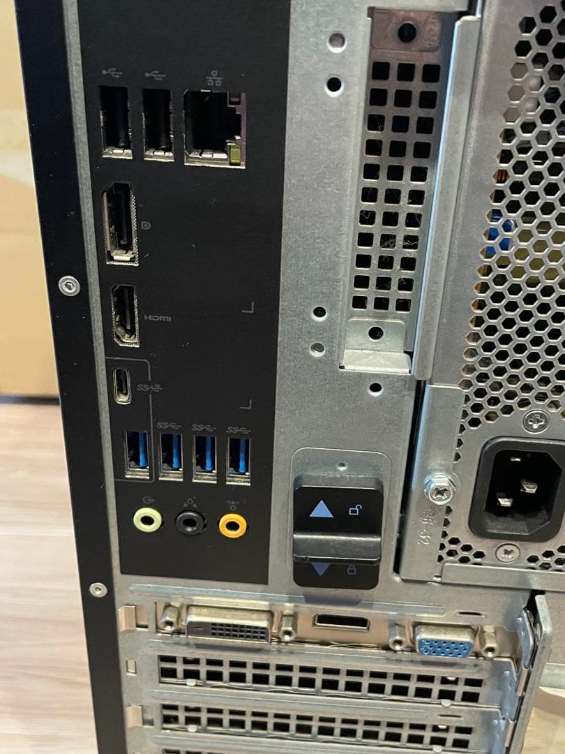 Windowsデスクトップ DELL XPS 8910 i7-6700 8GB 1TB HHD GT730