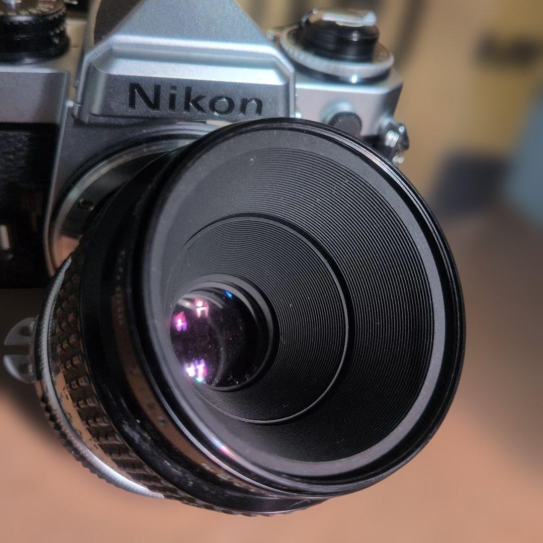 Nikon FE2 ＋ Micro-Nikkor F2.8 50mmレンズ