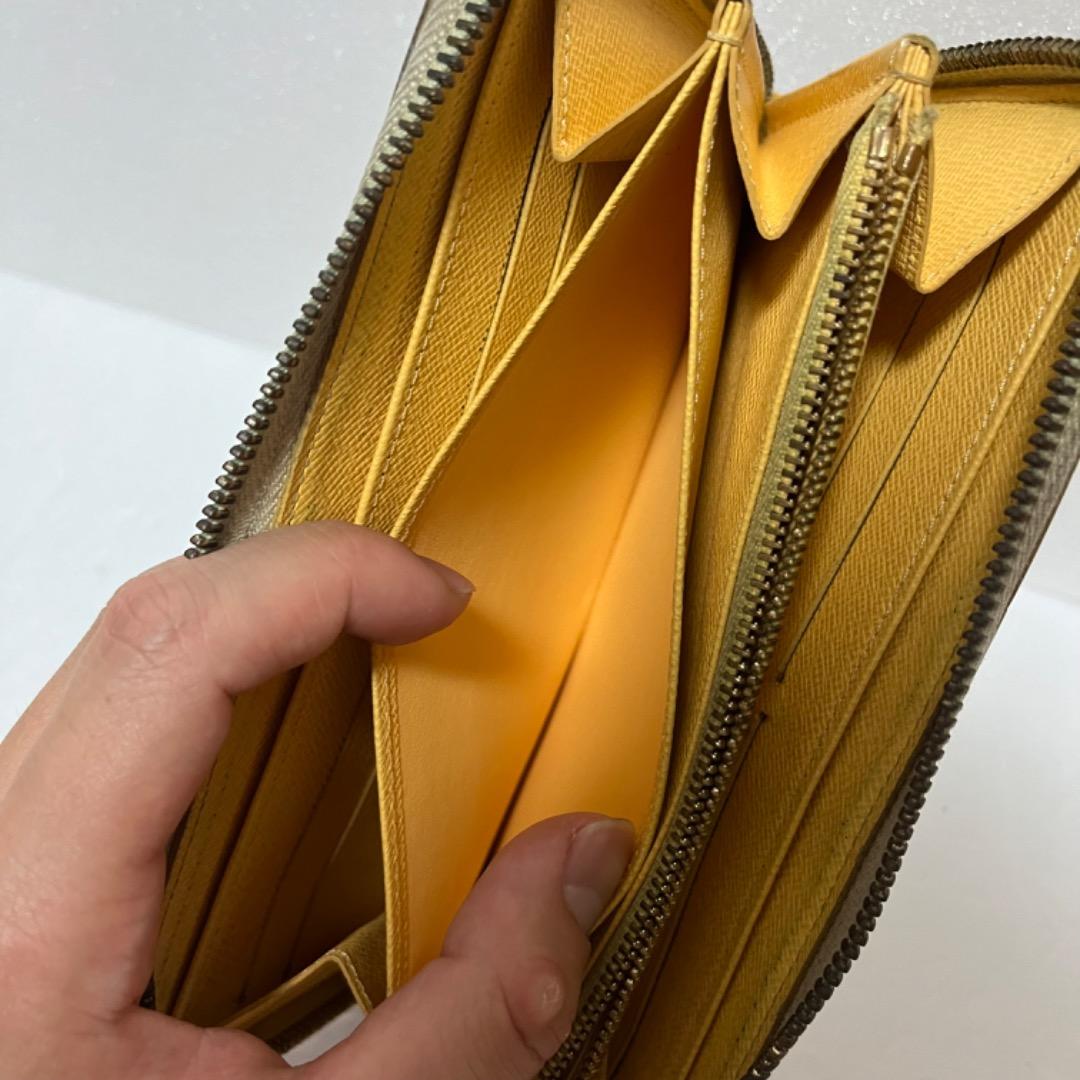 ルイヴィトン　アズール　イリュストレ　ジッピーウォレット　長財布　N63006