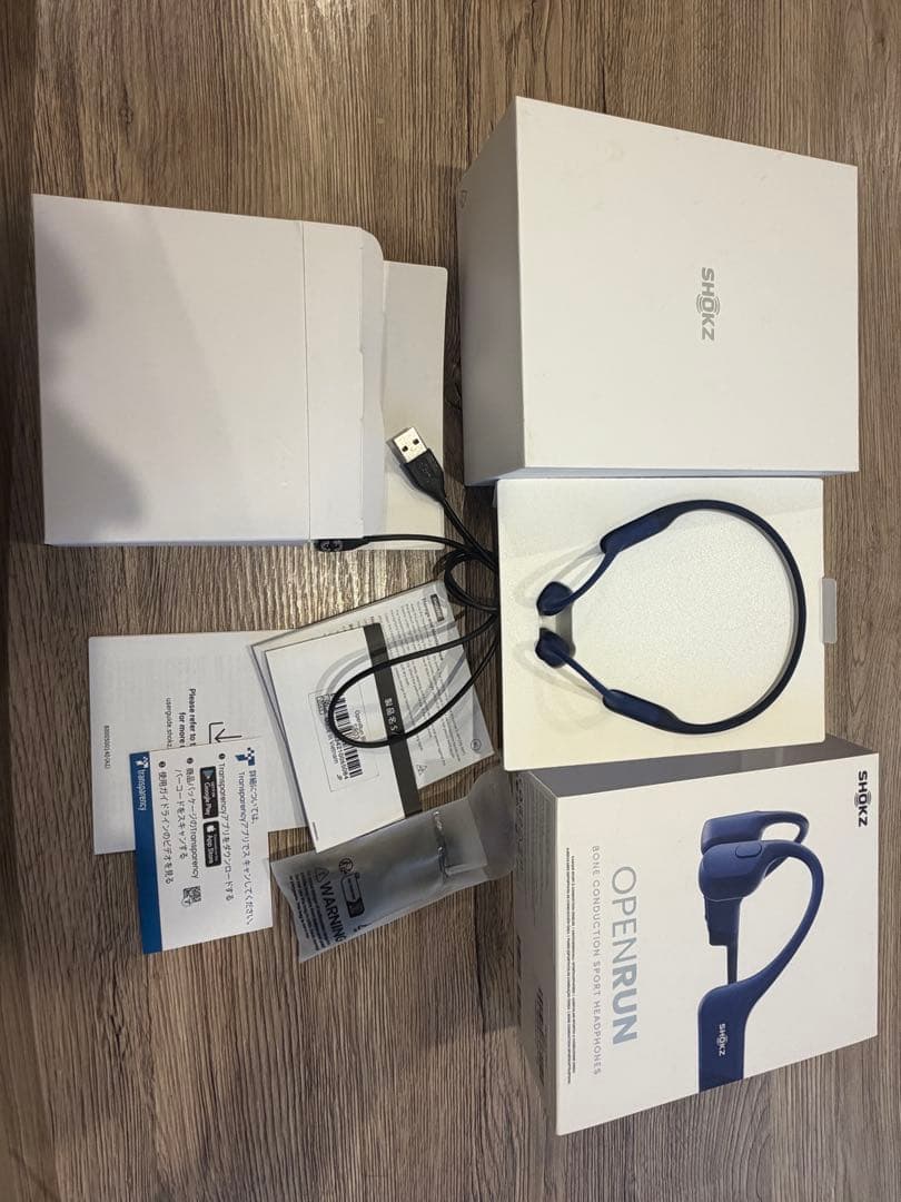 美品 SHOKZ OPENRUN 骨伝導イヤホン ブルー