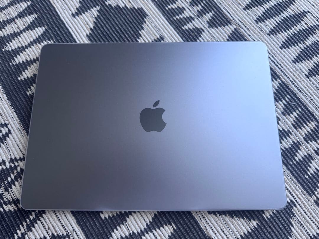 Apple MacBook Air M3 スペースグレー 箱付き