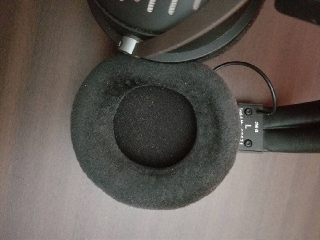 beyerdynamic DT 1990 pro プロ御用達　新品パーツあり