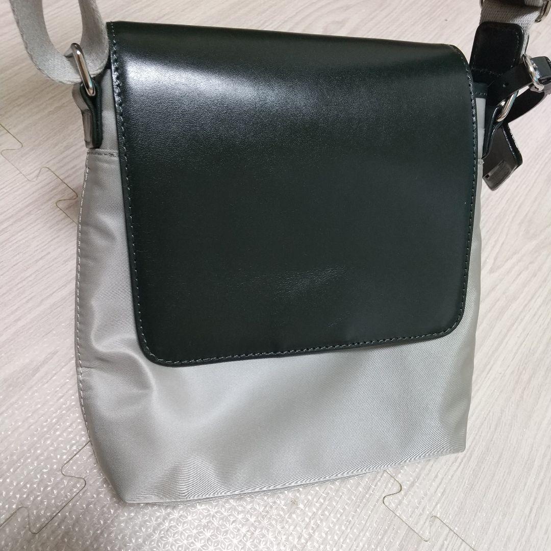 高田純次×キタムラ コラボ ショルダーバッグ カーキグレー