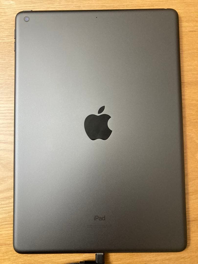 N*o様 Apple iPad 10.2インチ スペースグレー 本体