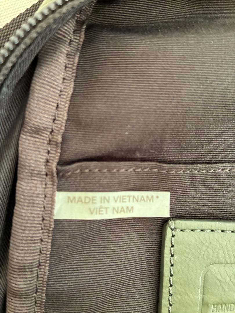 COACH オリーブグリーン レザー ショルダーバッグ