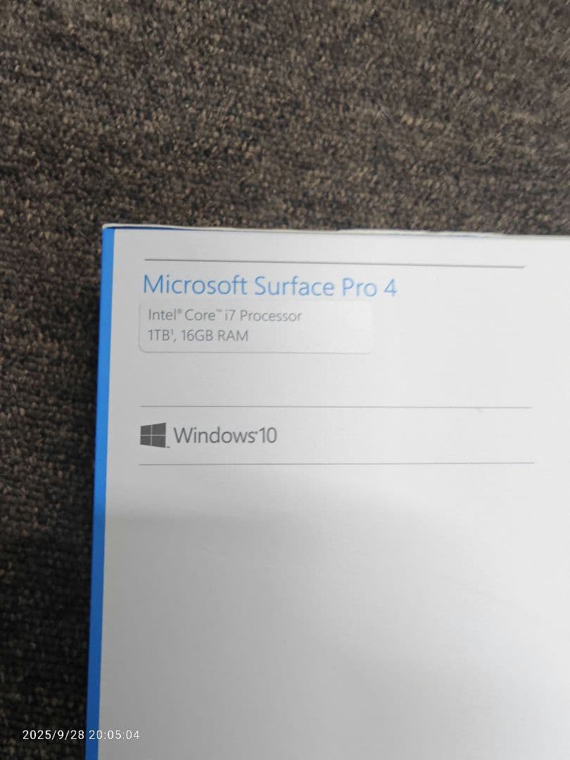 Microsoft Surface Pro 4 本体