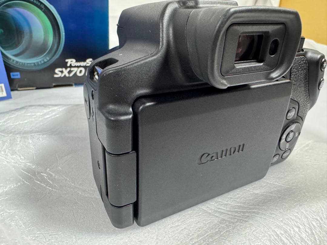 【展示品新品】Canon PowerShot SX70HS 本体　付属品あり