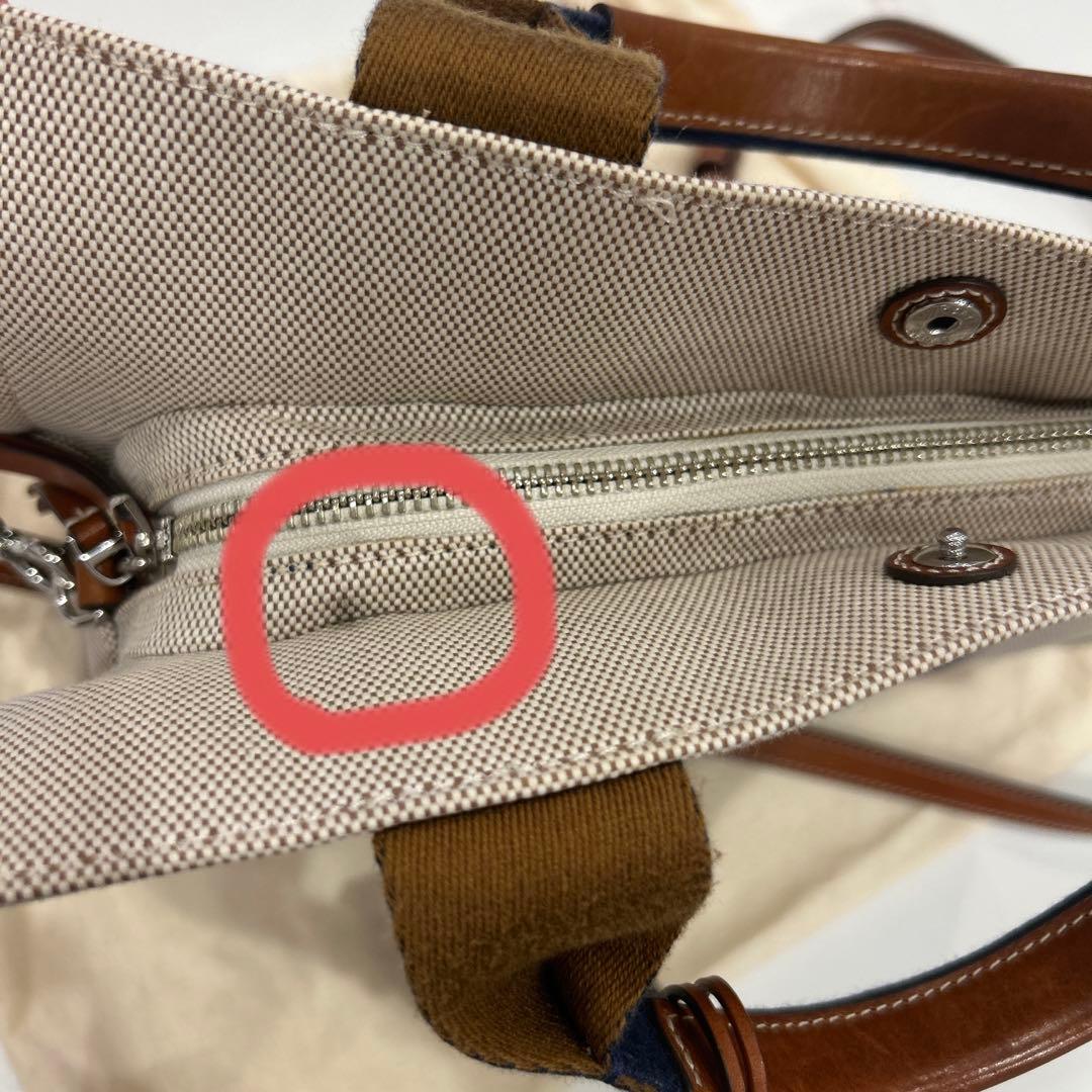 美品　トリバーチバッグ