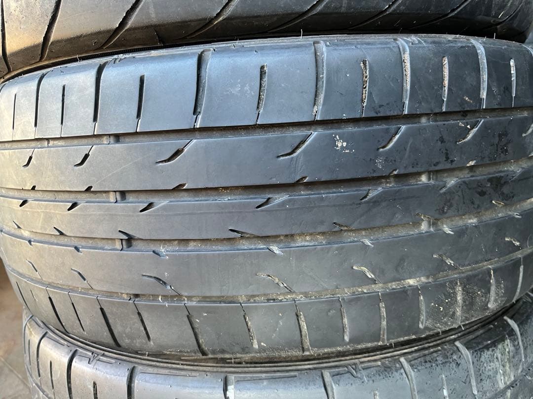 ブラックジンジャー30プリウスツーリングタイヤ付きホイール4本セット