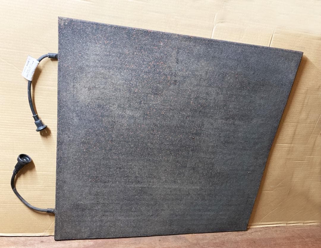 かめ_融雪マットW800×L800mm×t15日本製 195W コード付