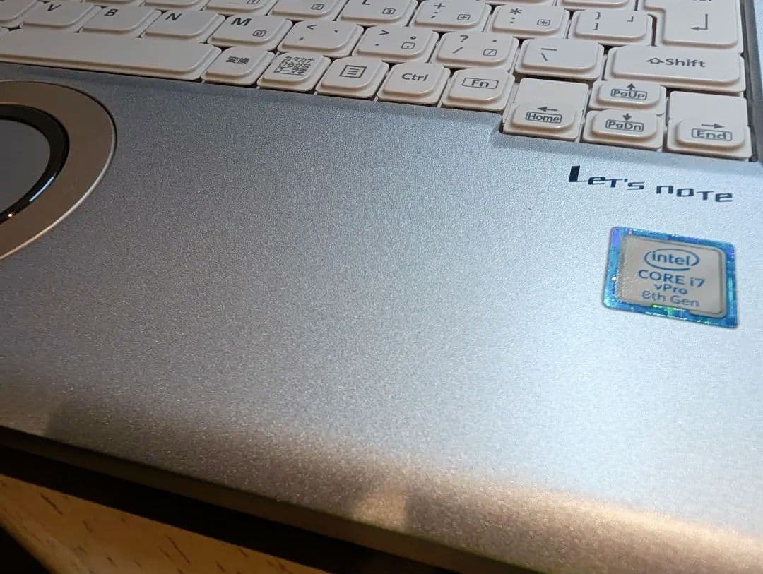 レッツノートSV7/プレミアム Core i7/16GB/3TB(SSD)