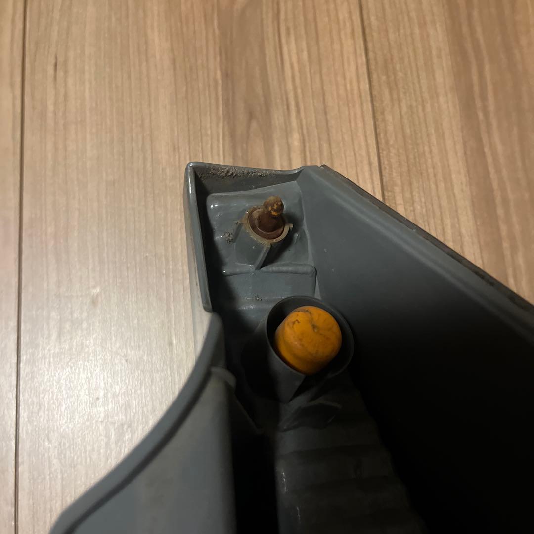 アクア　10 テールランプ (黒サイドカバー付)